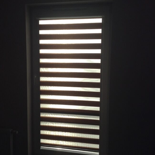 Roletki dzień i noc — realizacja po montażu INTIROL
