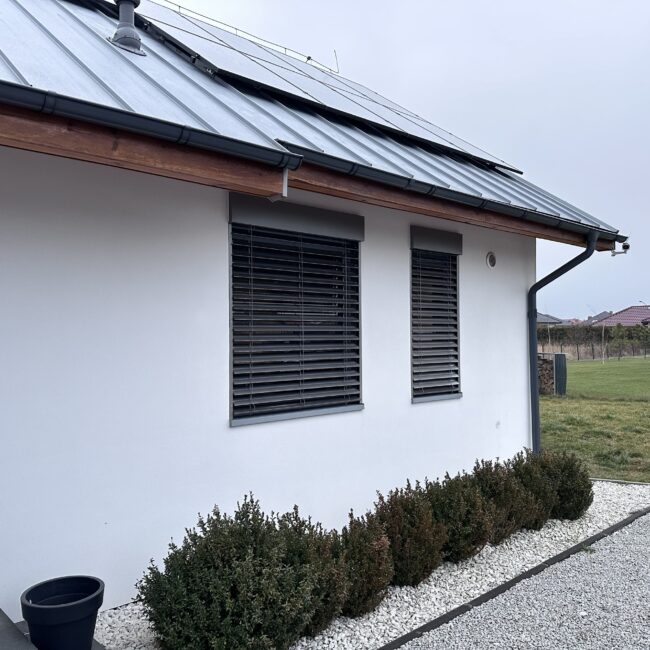 Żaluzje fasadowe — realizacja po montażu INTIROL