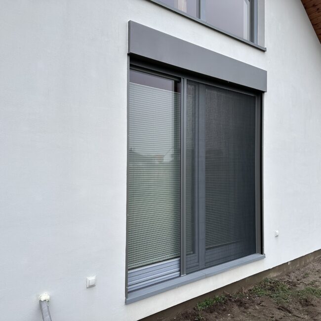 Żaluzje fasadowe — realizacja po montażu INTIROL